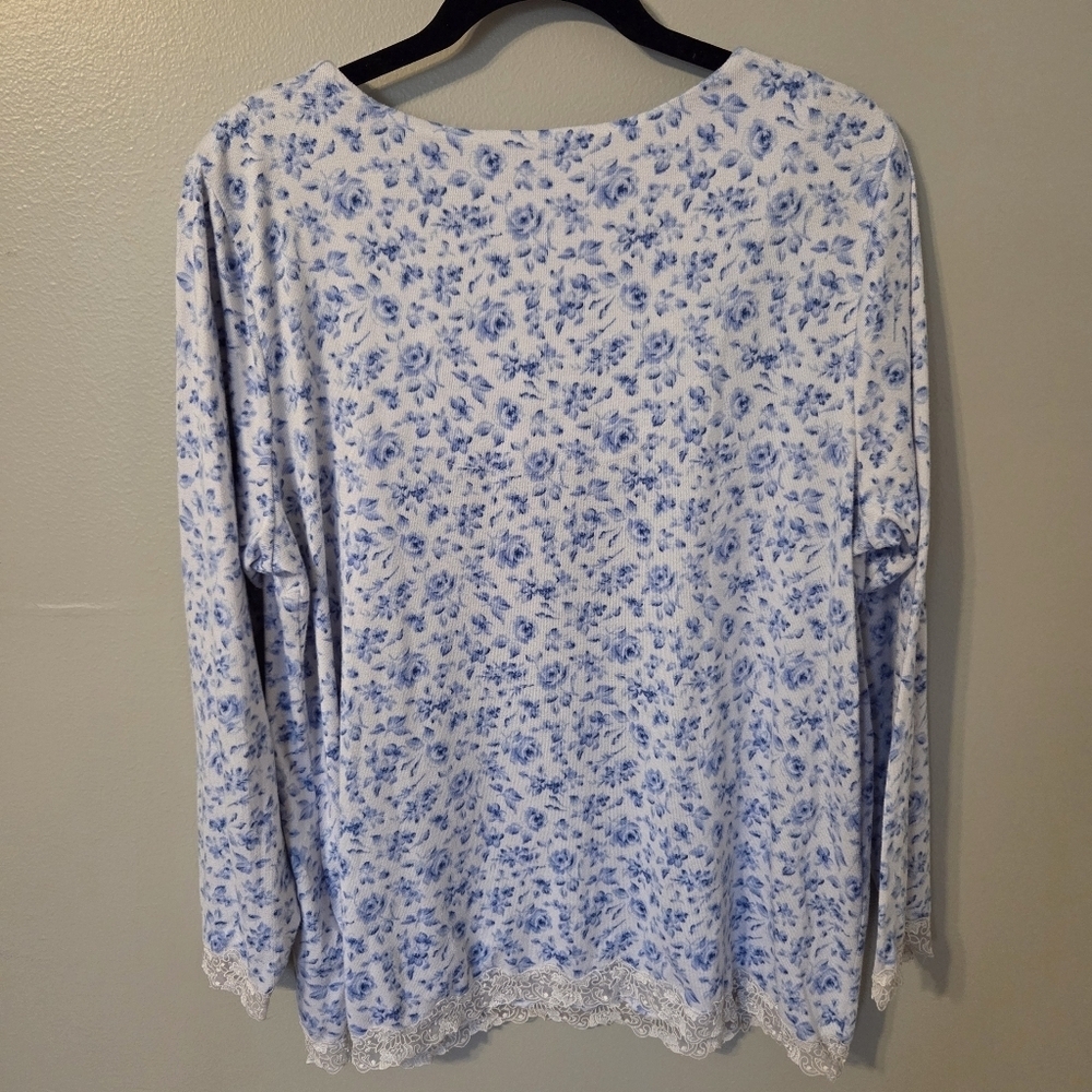 Eileen West Women's Blue Floral Cotton Long Sleeve Top. Sz L - Picture 2 of 7